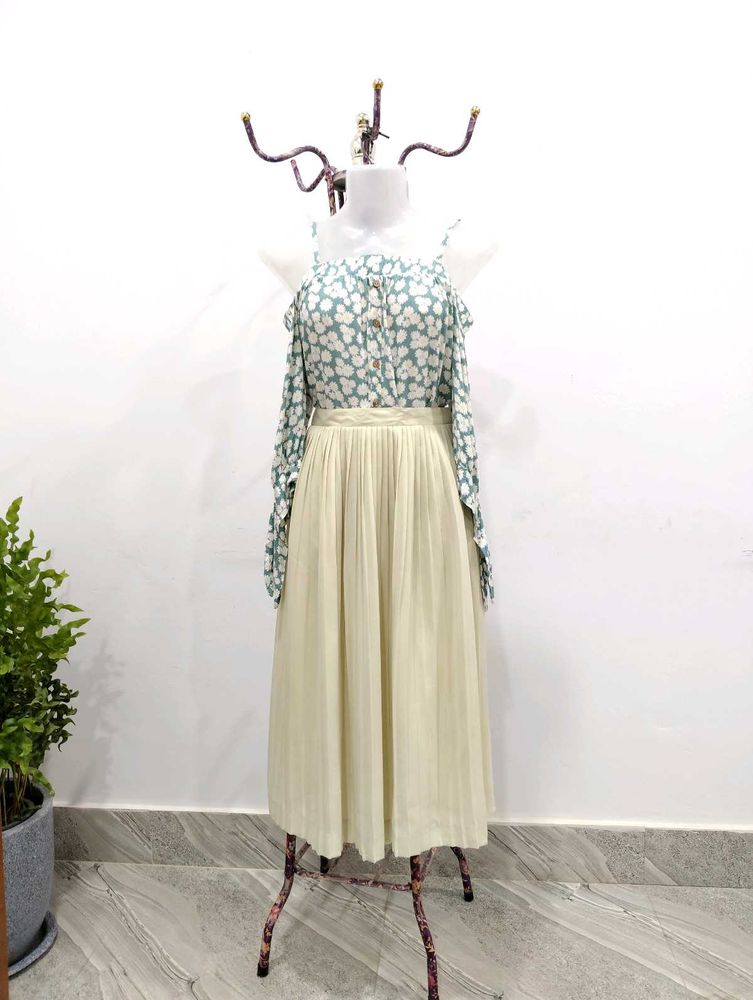 Pleated Midi Skirt