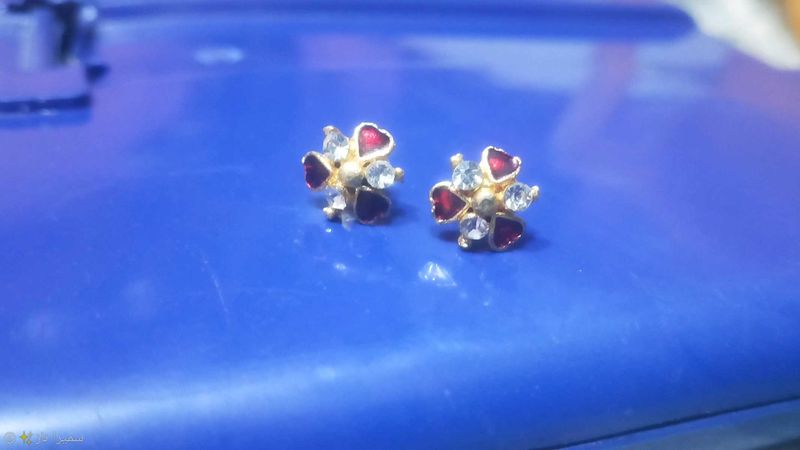Red &amp; Crystal Flower Earrings
