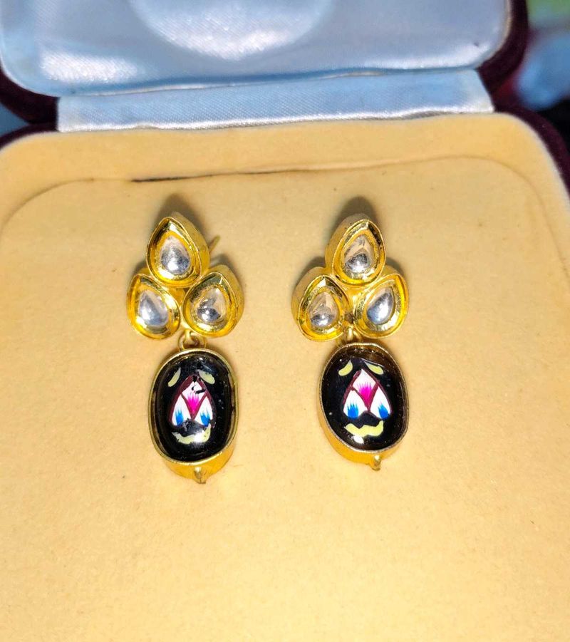 Kundan &amp; Black Stone Earings