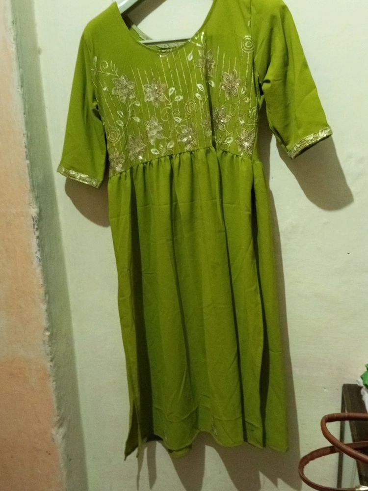 Nayra Kat Sut