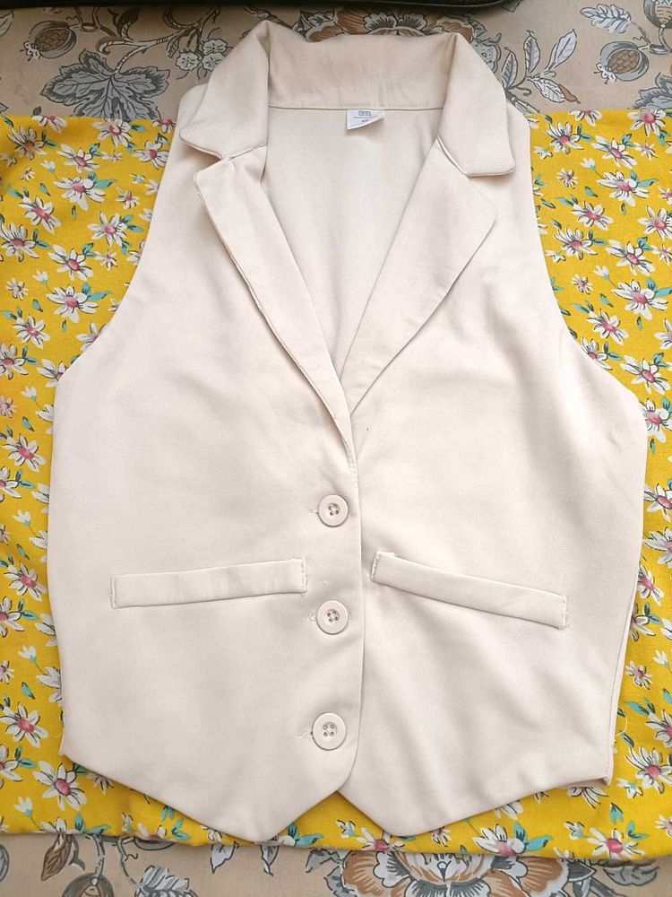 Beige Sleeveless Blazer
