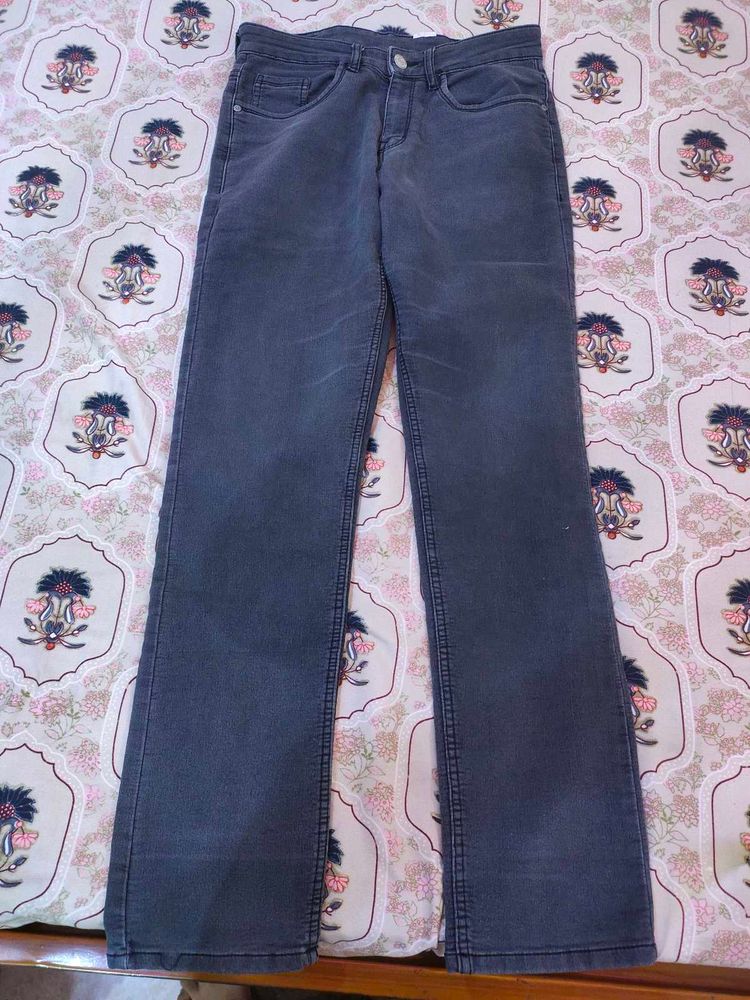 Stylish Black Faded Jeans