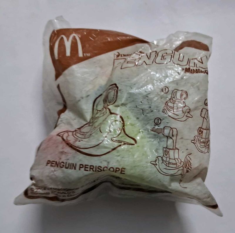 McDonald's Penguin Periscope Toy