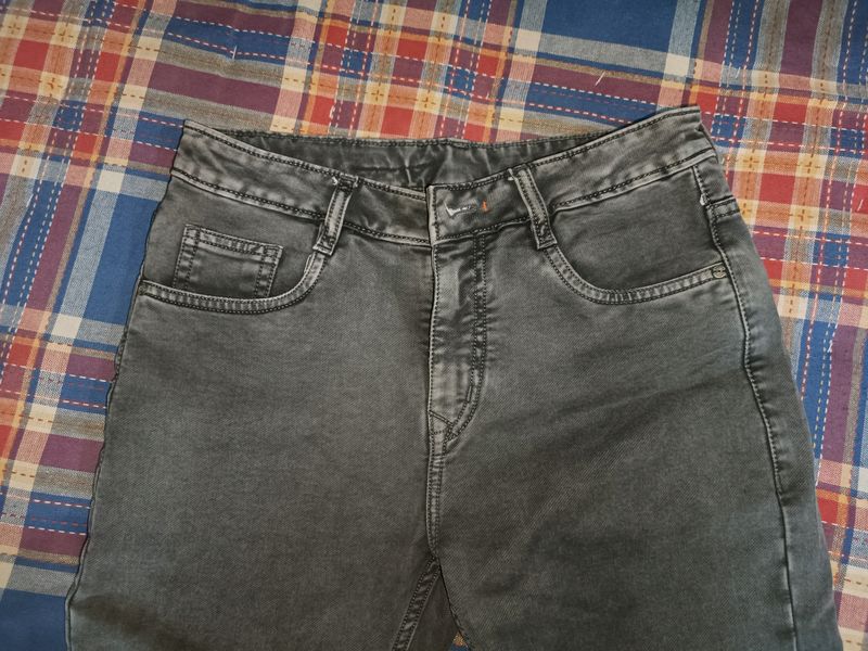 Sparky Men Jeans            Size - 28