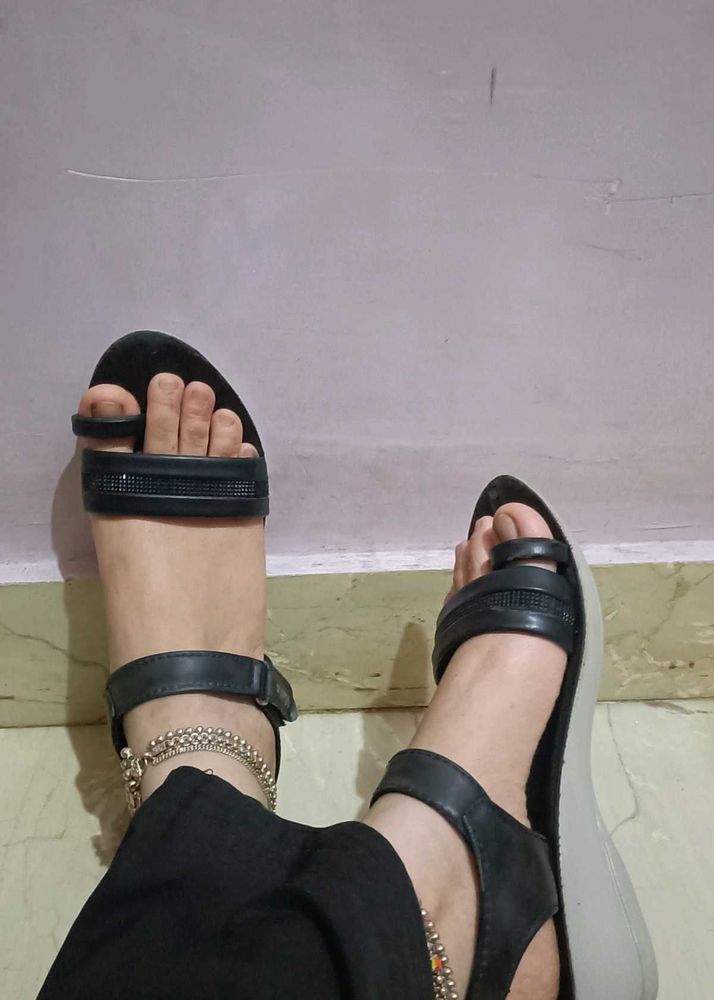 Cubix Sandals
