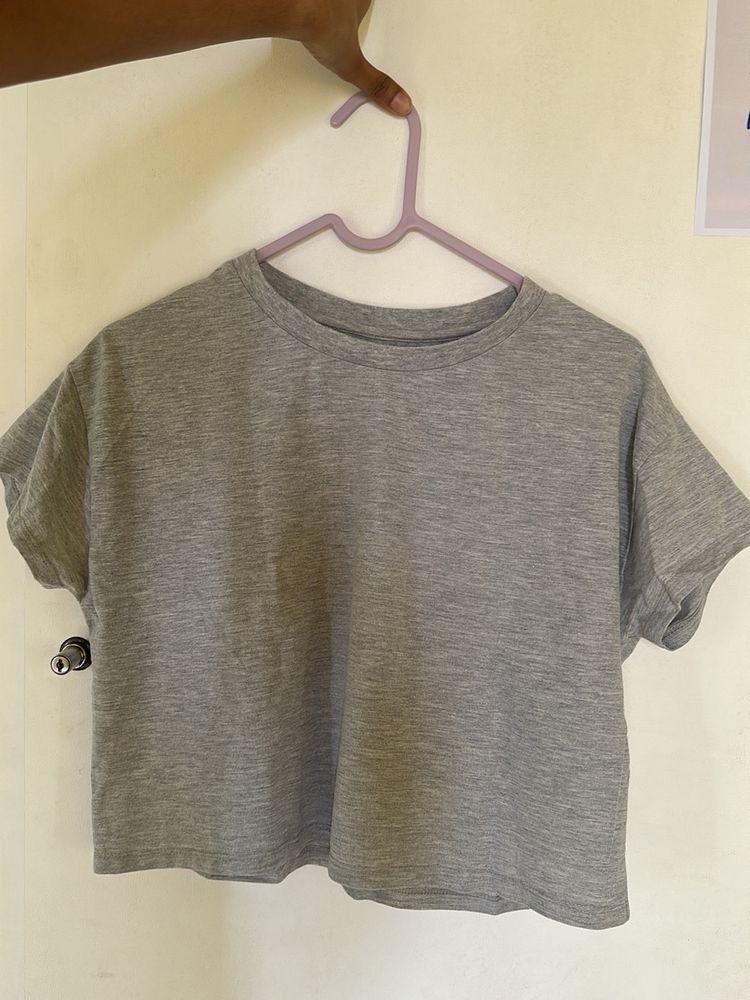 HERE&amp;NOW basic grey crop top