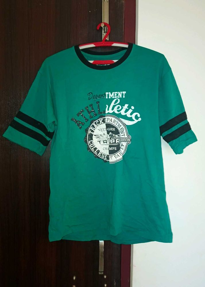 Green Graphic Print T-Shirt