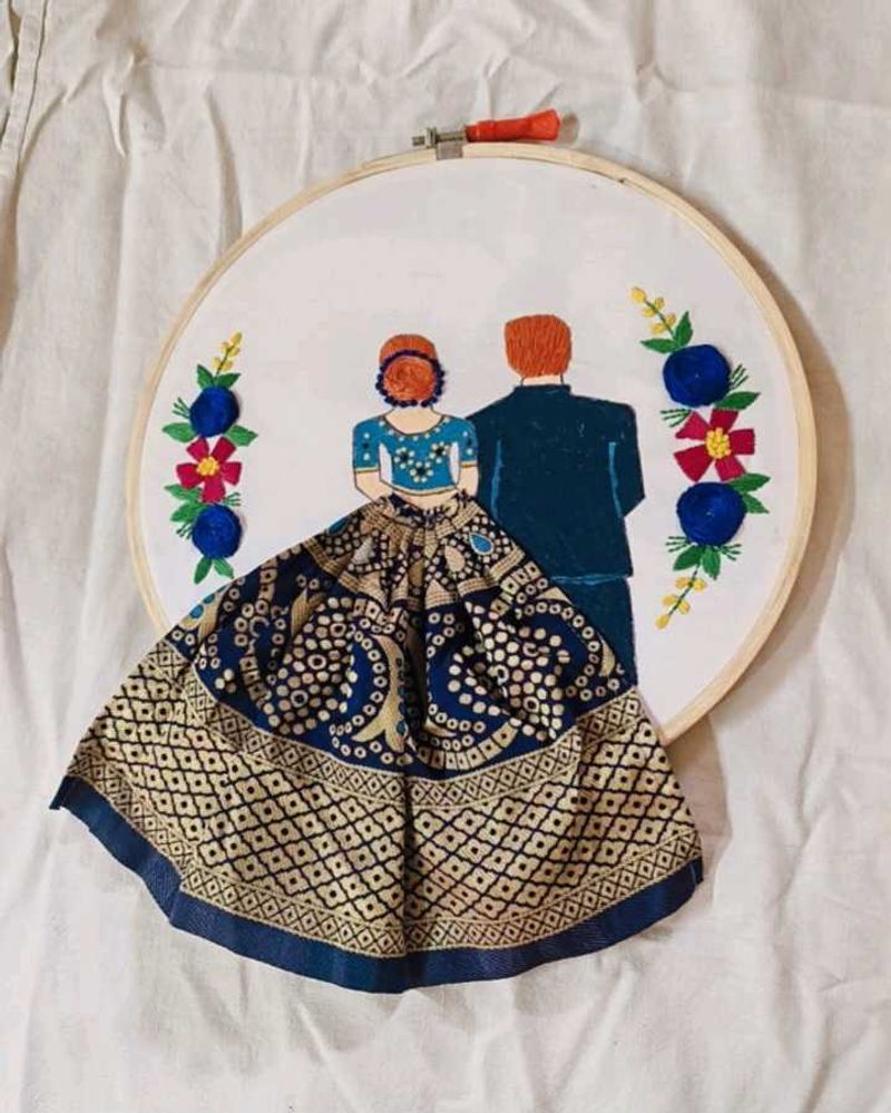 Couple Embroidery Wooden Hoop