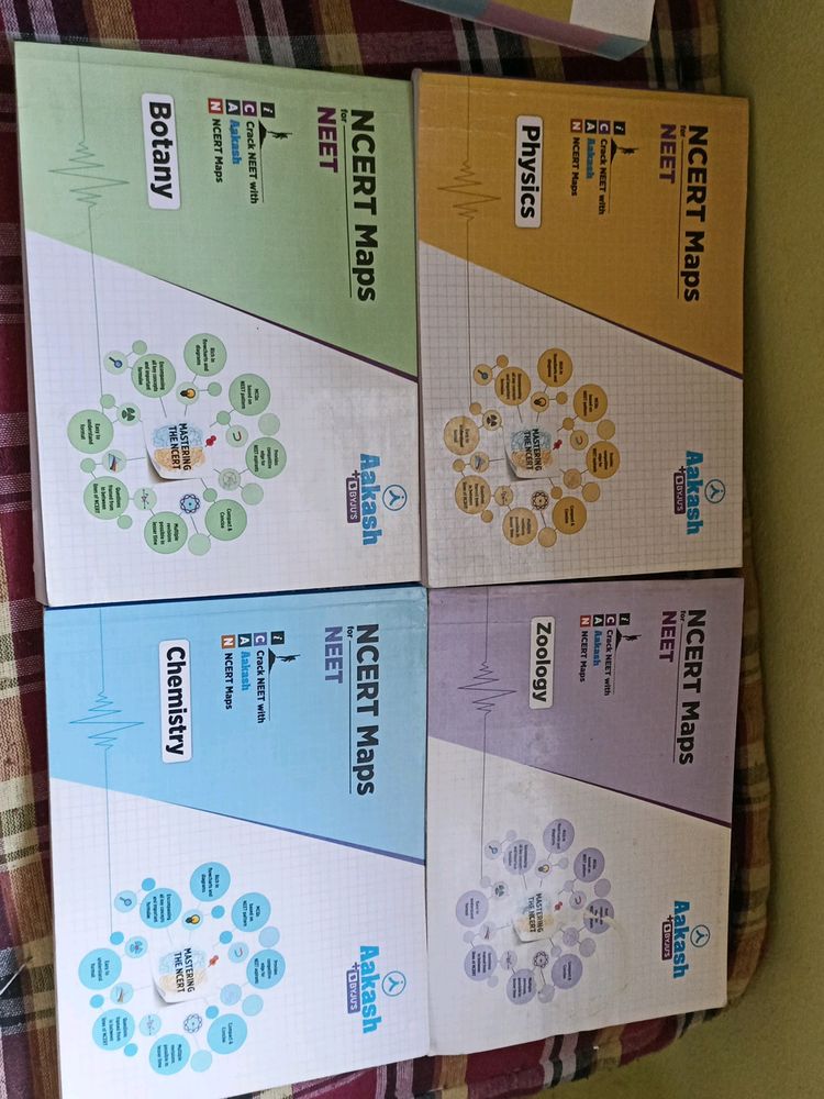 Aakash NCERT Maps For NEET, Set Of 4 Books, Botany, Zoology, Physics And Chemistry