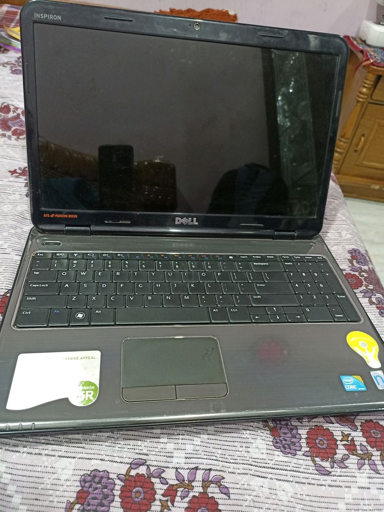Dell Laptop i5 4GB Ram 15s 4th Generation