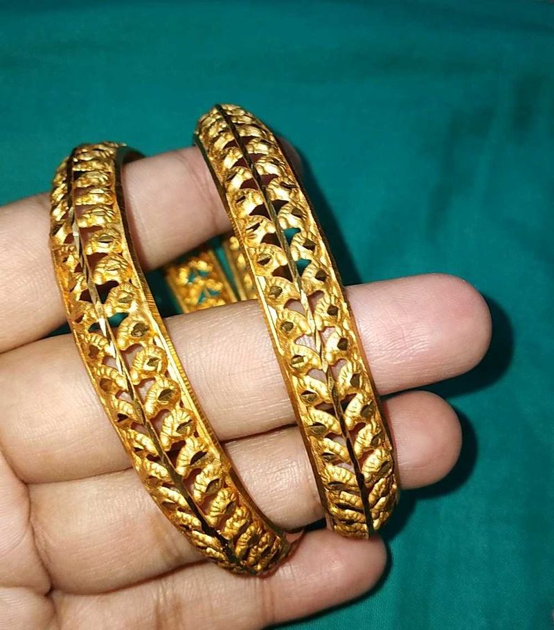 Golden Bangle Set