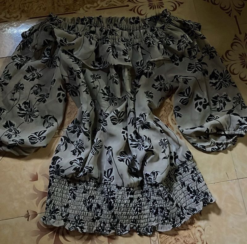 Floral Off-Shoulder Top