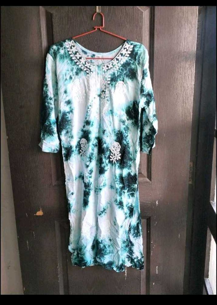 Chikankari Tie And Dye