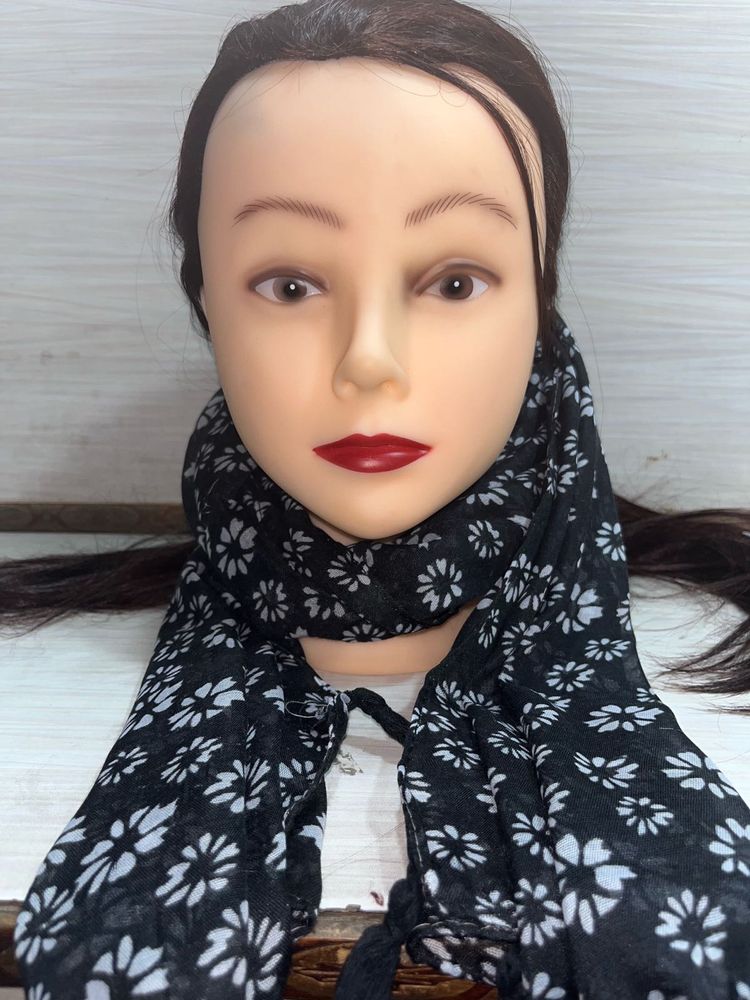 Floral Print Scarf - Black &amp; White