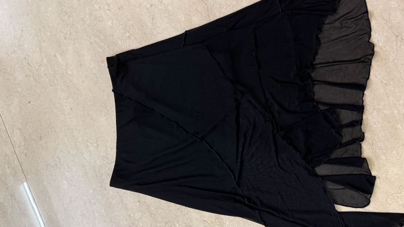 Stylish Black skirt