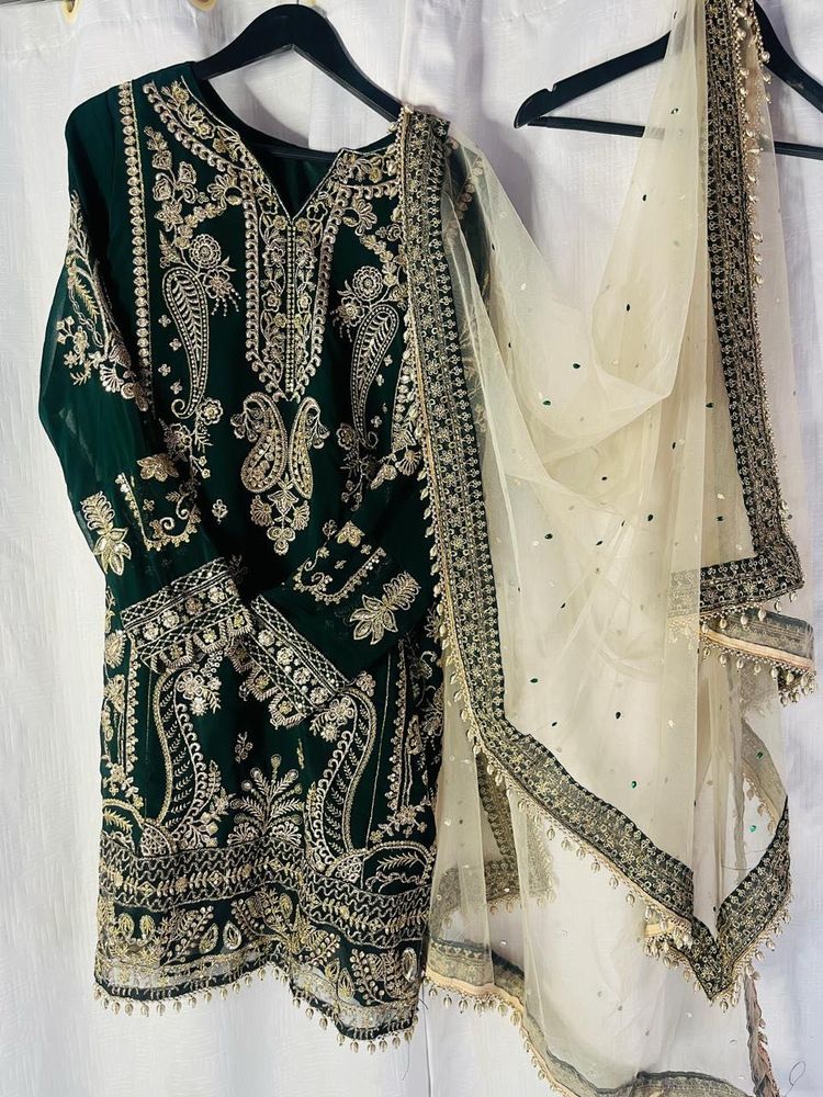 Pakistani Suit