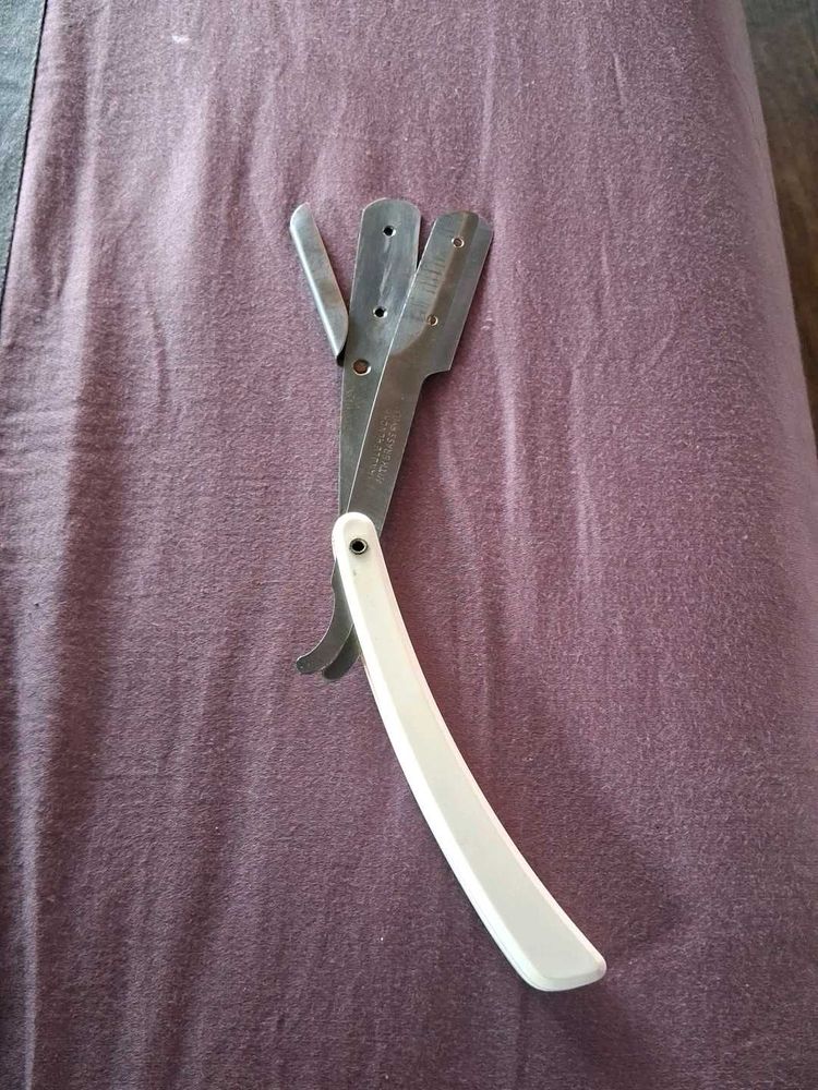 Vintage Straight Razor