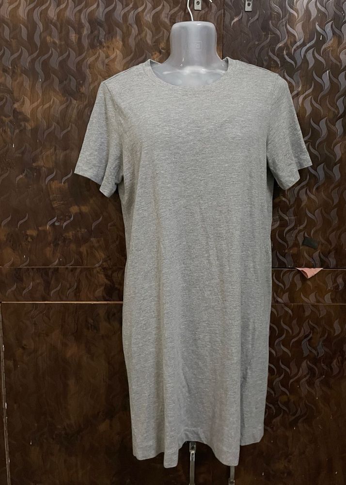 H&amp;M Gray T-Shirt Dress - Casual Chic