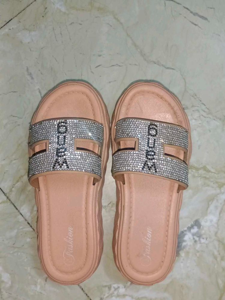 New Stylish Flats