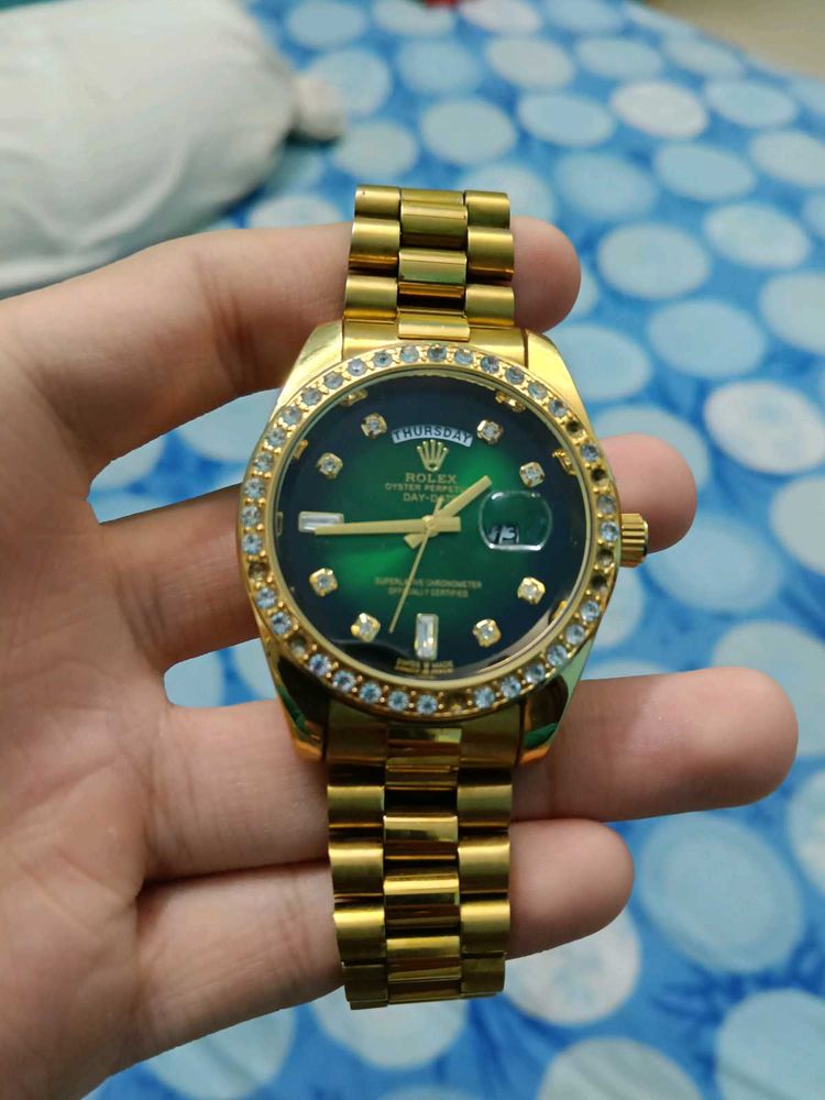 Elegant Gold Watch