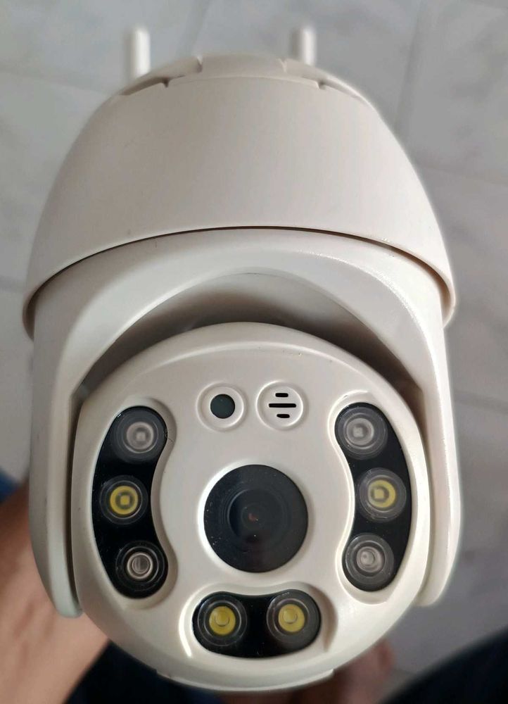 CCTV wifi outdoor camera wit