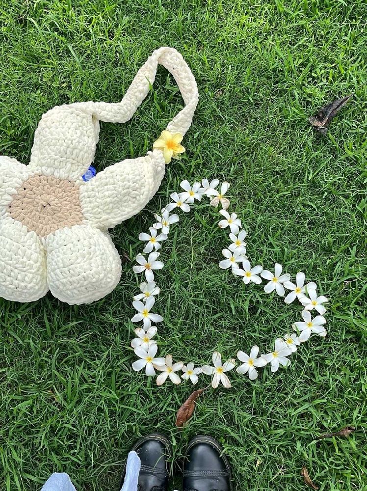Daisy Crochet Handbag