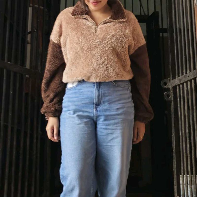 Furry Savana/ H&amp;M/ Forever 21 Cozy Sweatshirt