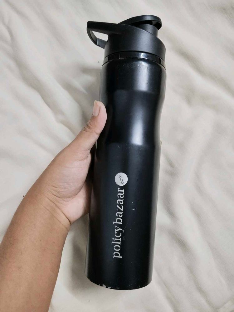 Policy Bazaar company&#39;s Premium Water Bottle