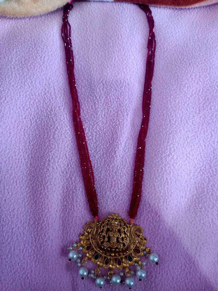 Elegant  Beaded Necklace