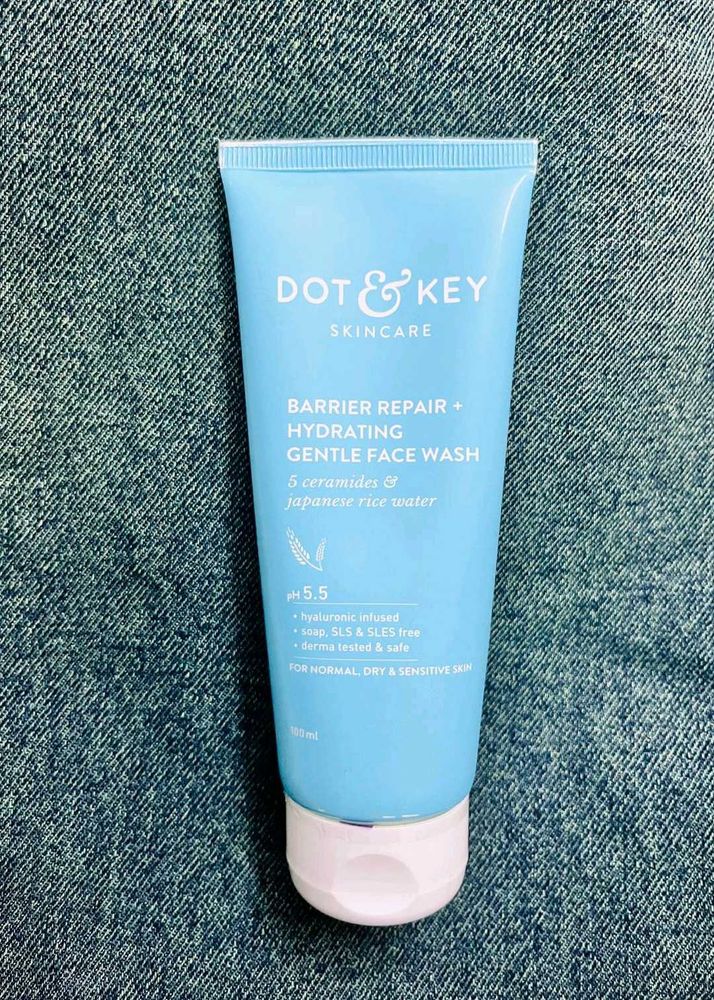 Dot &amp; Key Barrier Repair Hydrating Face Wash (120m