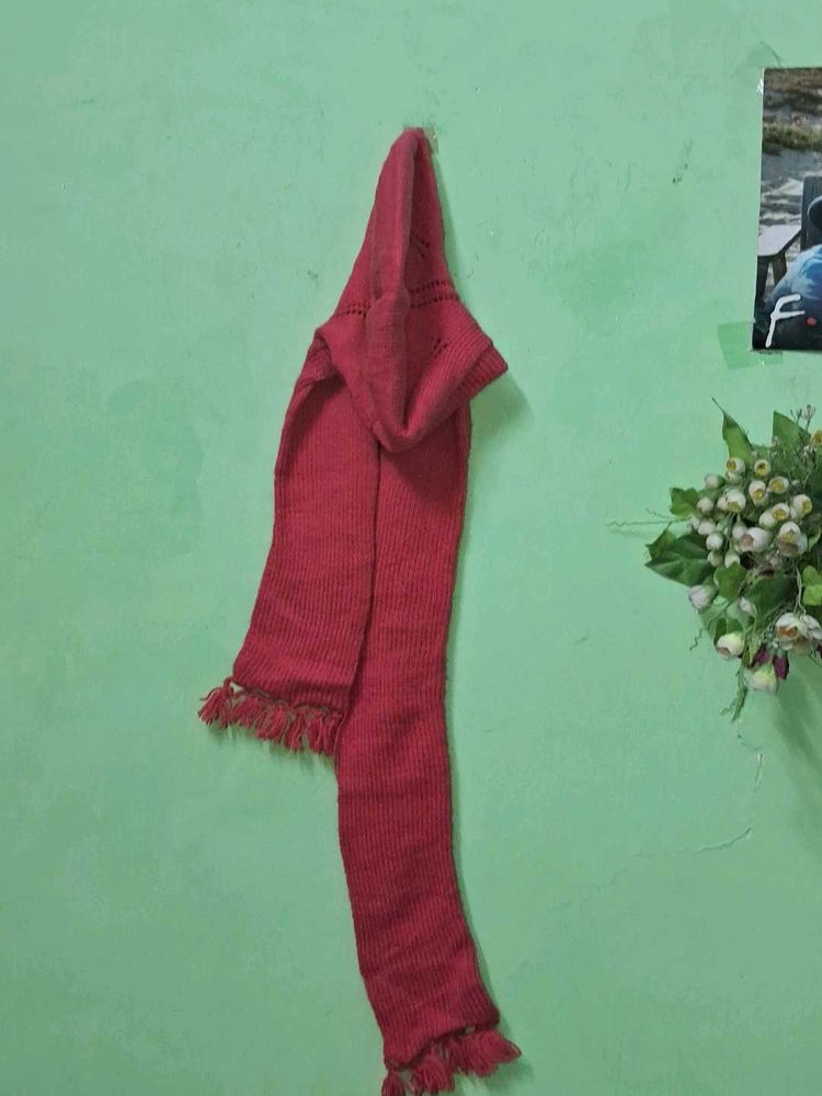 Red Knitted Hooded Scarf 🧣