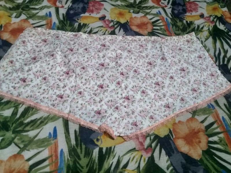 Women Short
