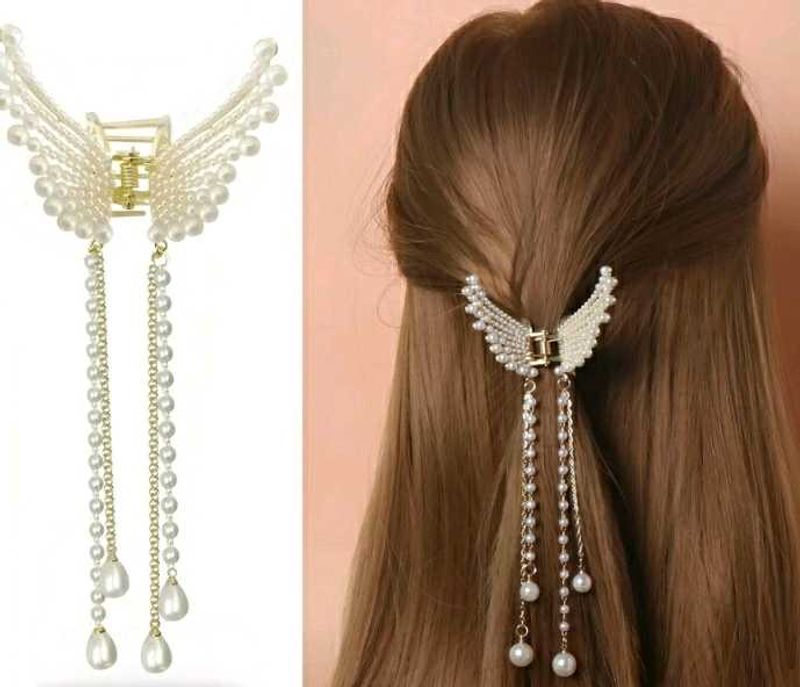 Stylish Pearl Butterfly Hair Clutcher