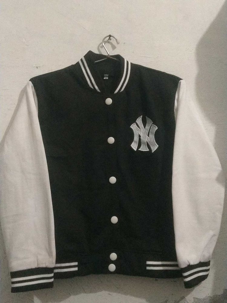 NY Black And White Jacket With Tich Buttons
