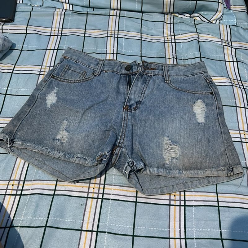 Distressed jeans denim mid rise shorts