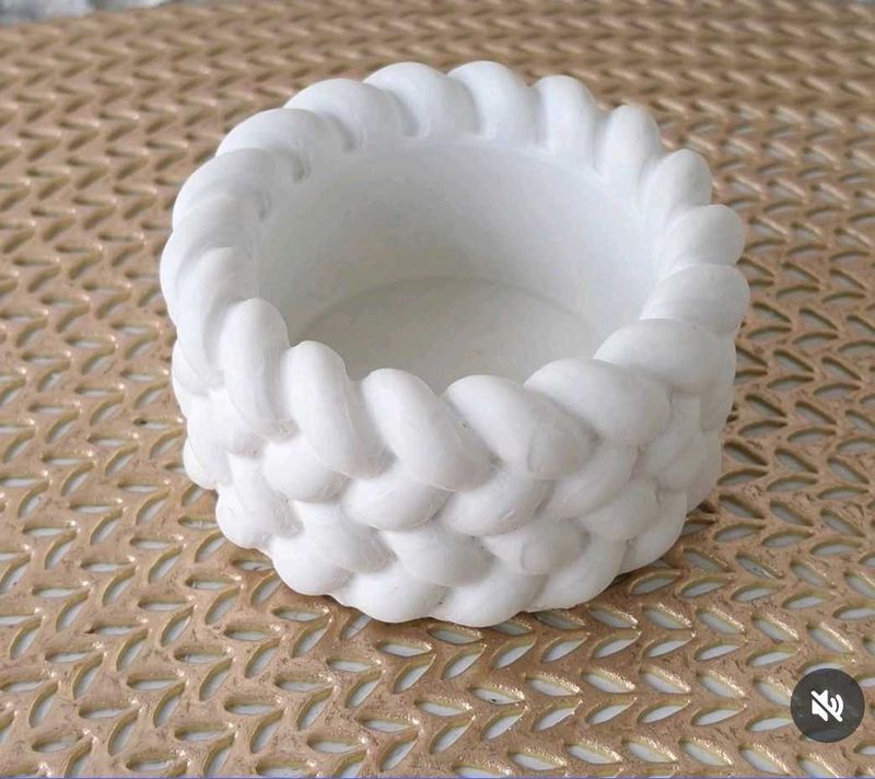 White Braided jar 👌🏼
