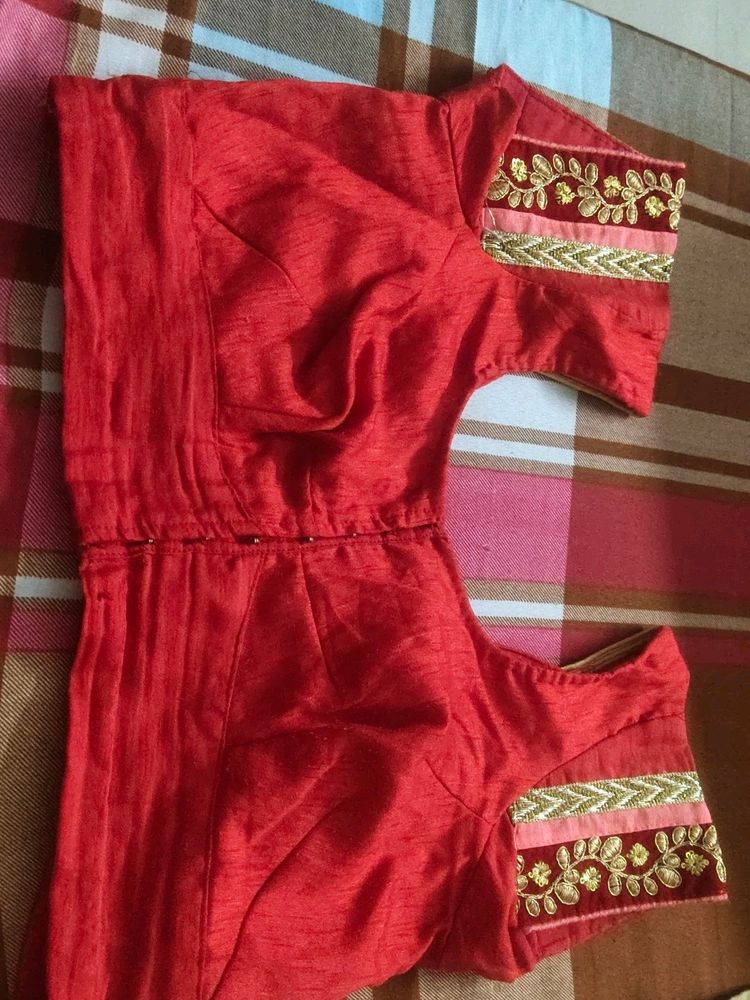 Beautiful Back Design Blouse With Heavy Lace.