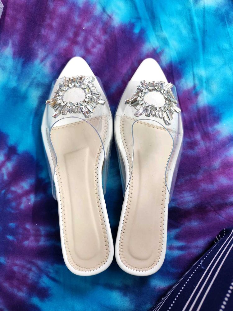 New White Sandal