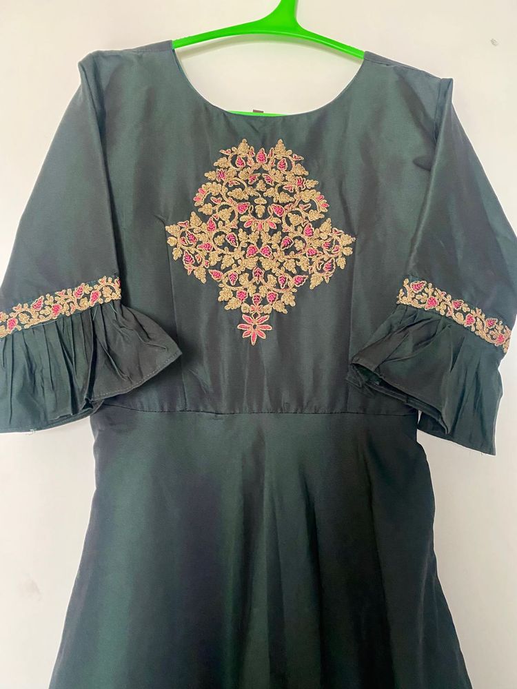 Olive Green Long Frock Along With Dupatta