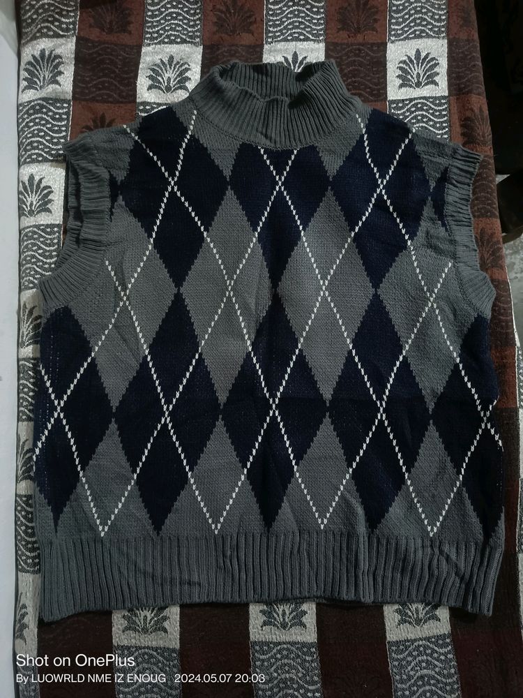 Urbane Revishing Women Top