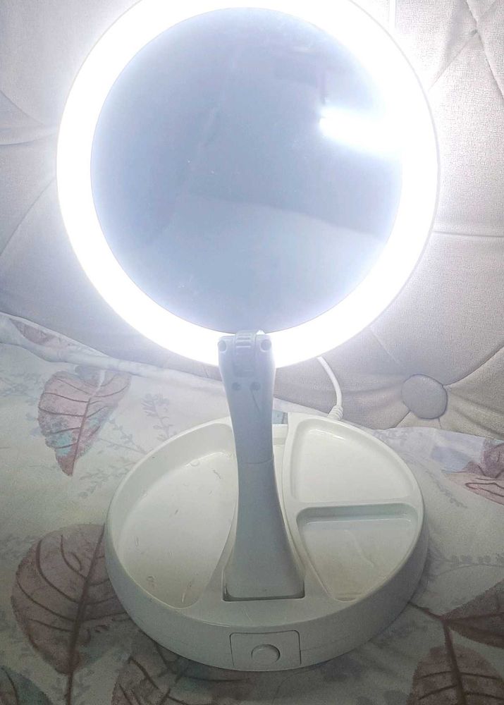 LED Lighted Makeup Mirror