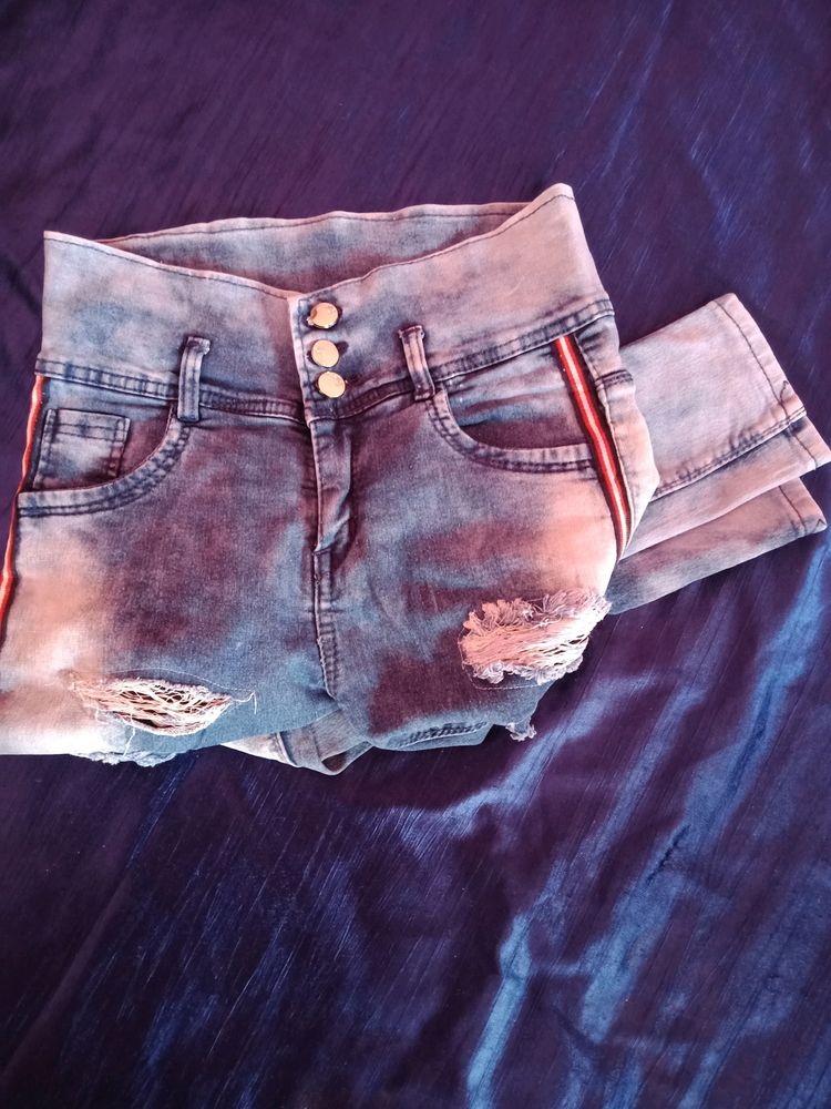 Trending Stylish Scratch Jeans 👖