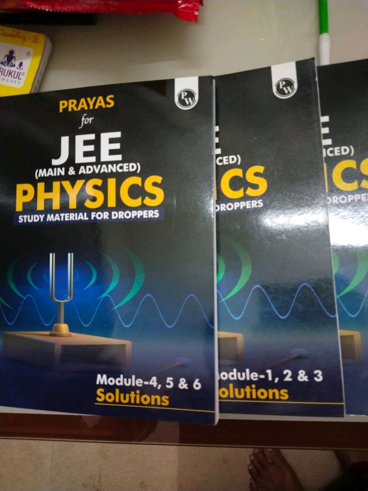 Pw Modules 6+2 For Jee Mains And Advance Of Physic