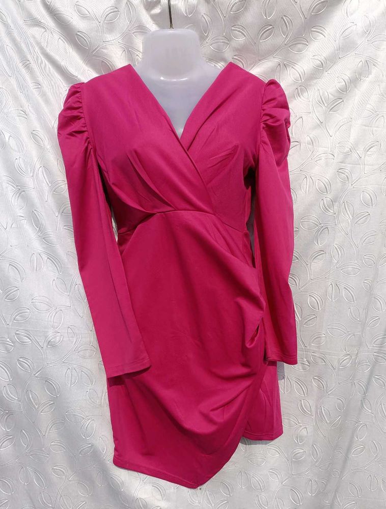 Chic Pink V-Neck Mini Dress💕