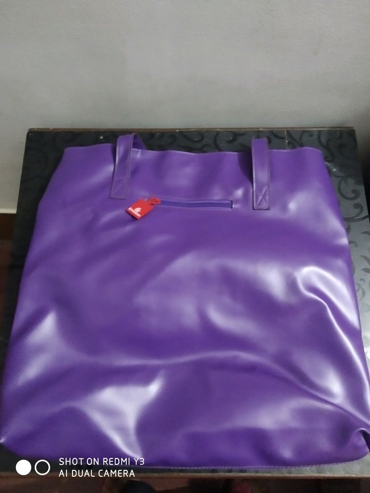 Hand bag