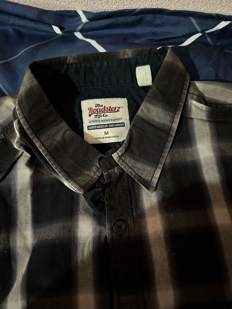 Roadster Cotton Striped shirt ( size M )