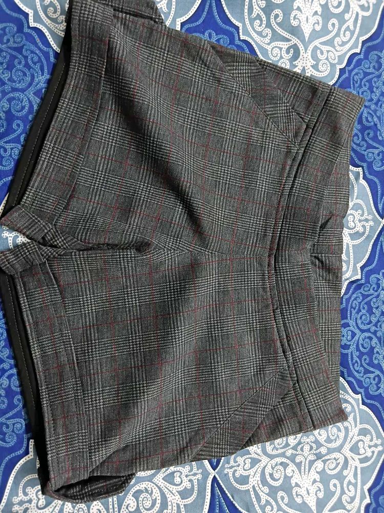 Plaid High-Waisted Shorts