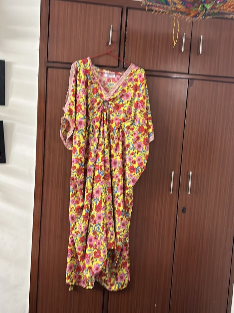 New Kaftan Mene Ek Bhi Baar Nahi Pehna