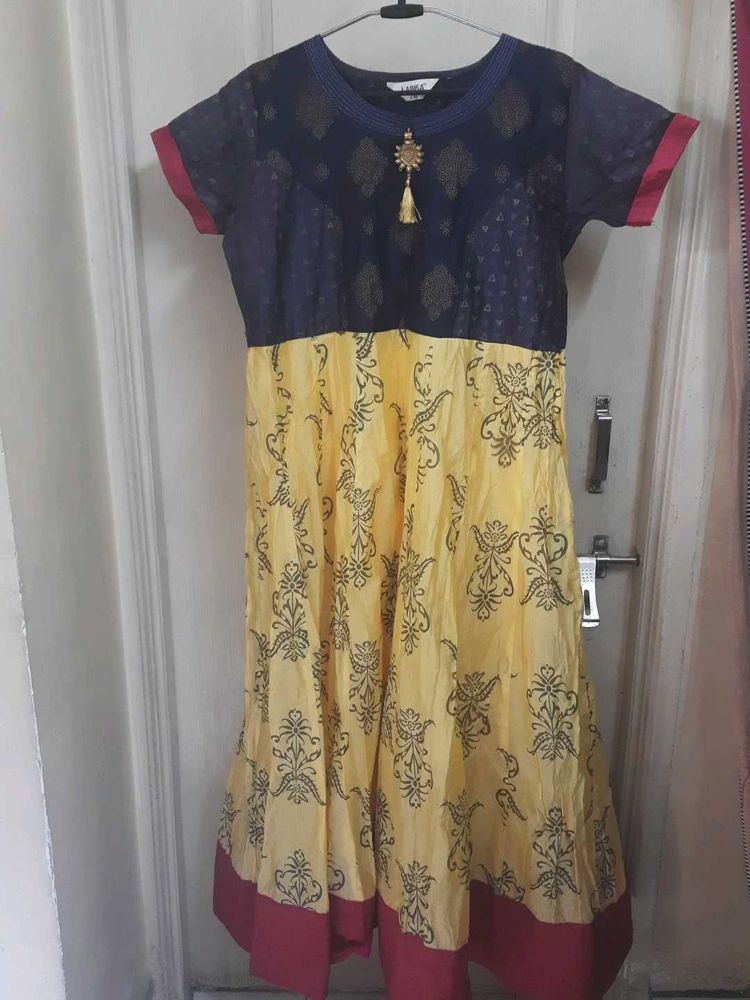 Elegant Yellow &amp; Blue Kurta