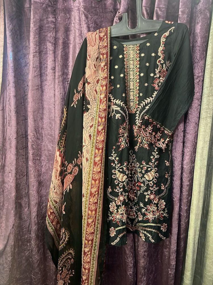 Pakistani Drss